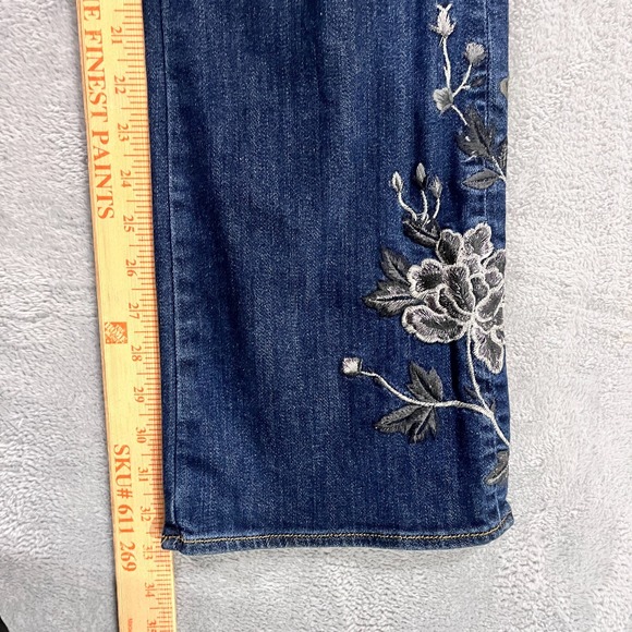 Driftwood Kelly Jeans Women's 30x33 Boot Cut Floral Embroidered Blue - Picture 9 of 11